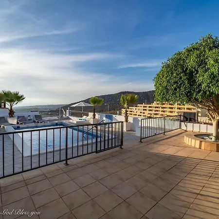 Grand Villa